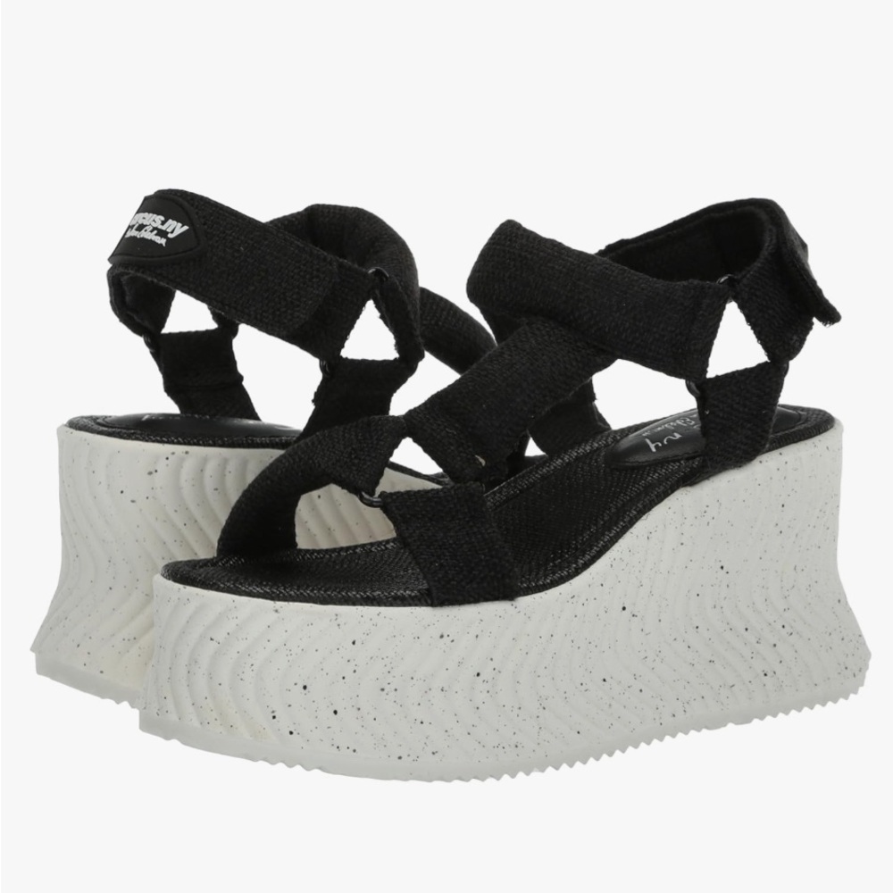 NEW Circus NY by Sam Edelman Women’s Venus Wedge Sandal.